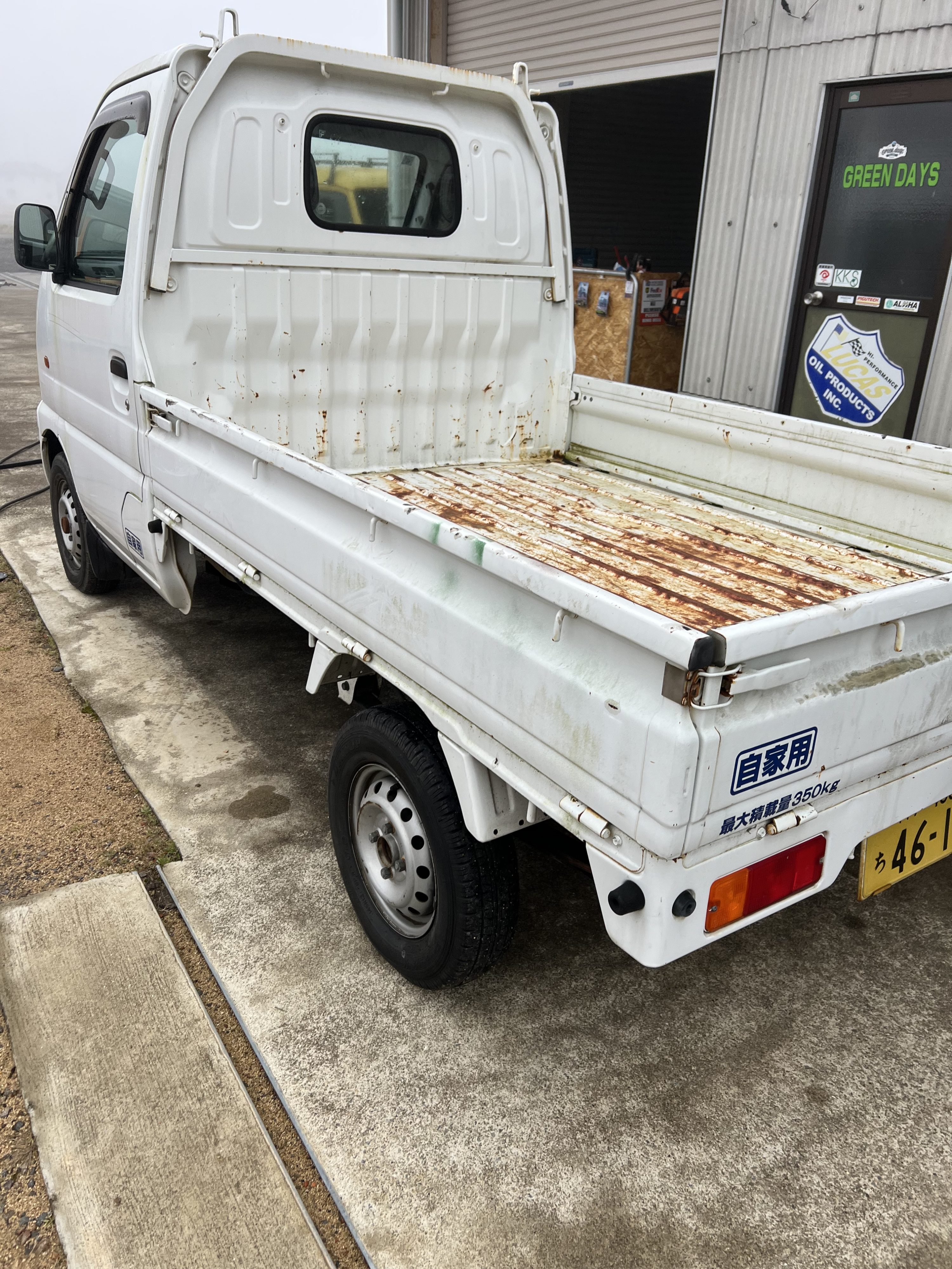 Before荷台サビ