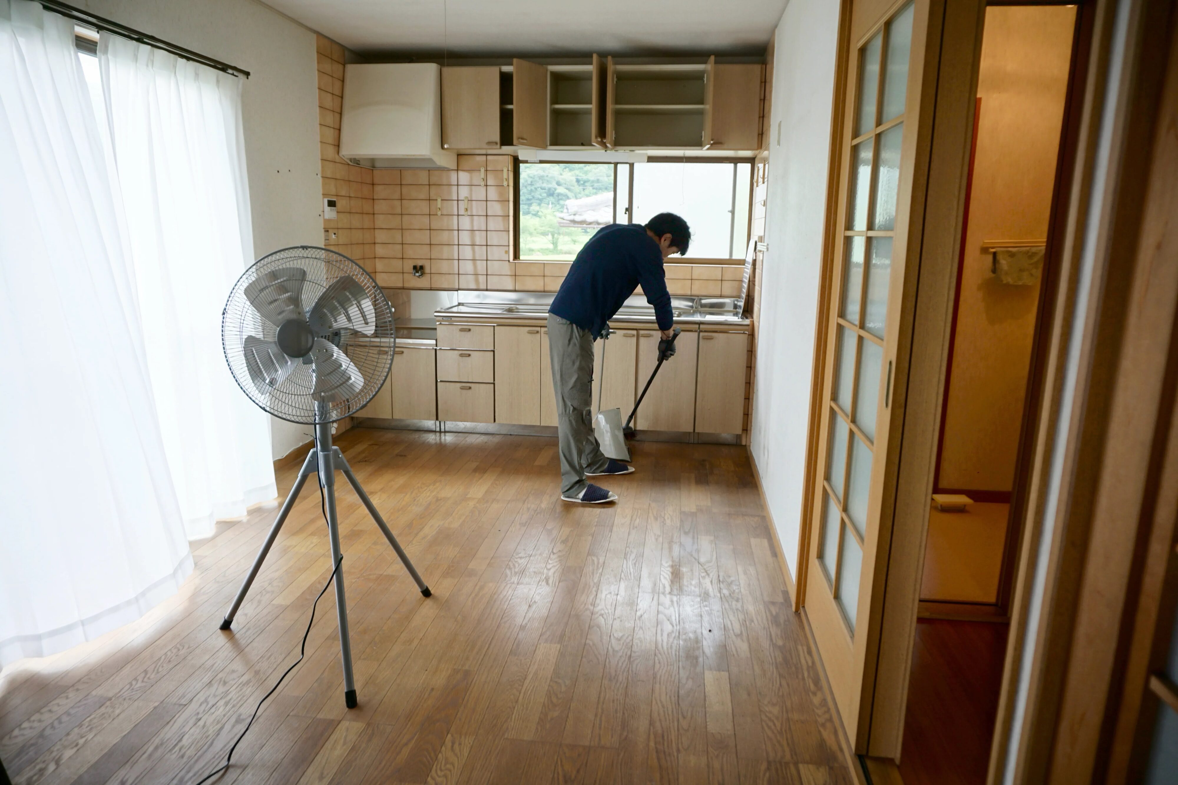 室内全体の徹底清掃